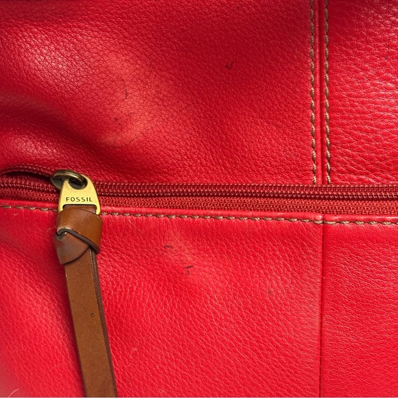 Fossil Red Leather Crossbody Bag with Exterior Pockets Y2K - Picture 6 of 13